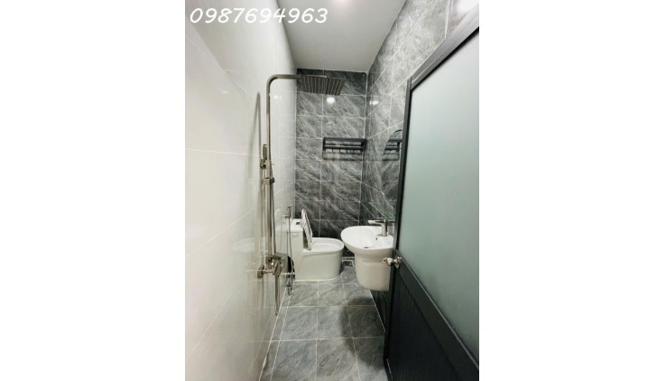 Q7 TÂN KIỂNG CÁCH MẶT TIỀN ĐƯỜNG SỐ 20M NGANG 4.1x11M GẦN CHỢ TÂN MỸ SỔ VUÔNG ĐẸP 5.xT